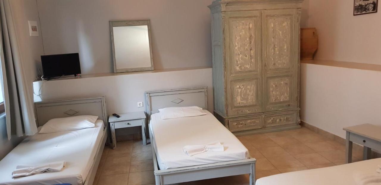 Pallada Rooms Tínos Eksteriør billede